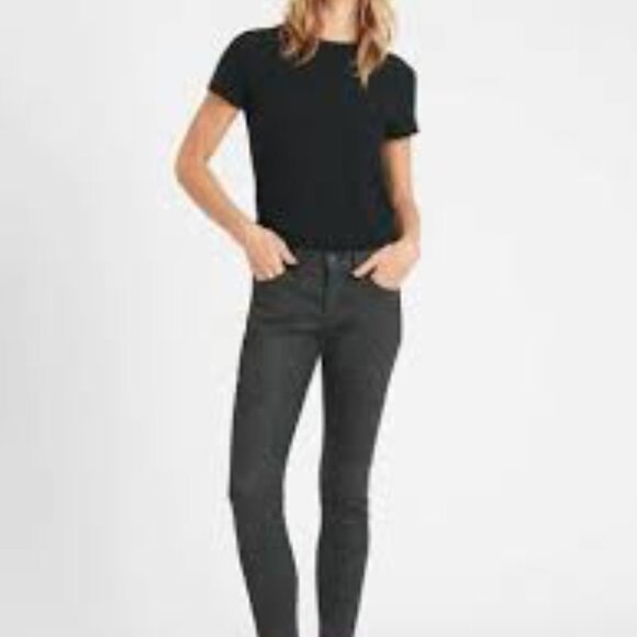 Banana Republic Denim - BANANA REPUBLIC Premium Denim Women's Black Washwell Mid-Rise Skinny Jean 26